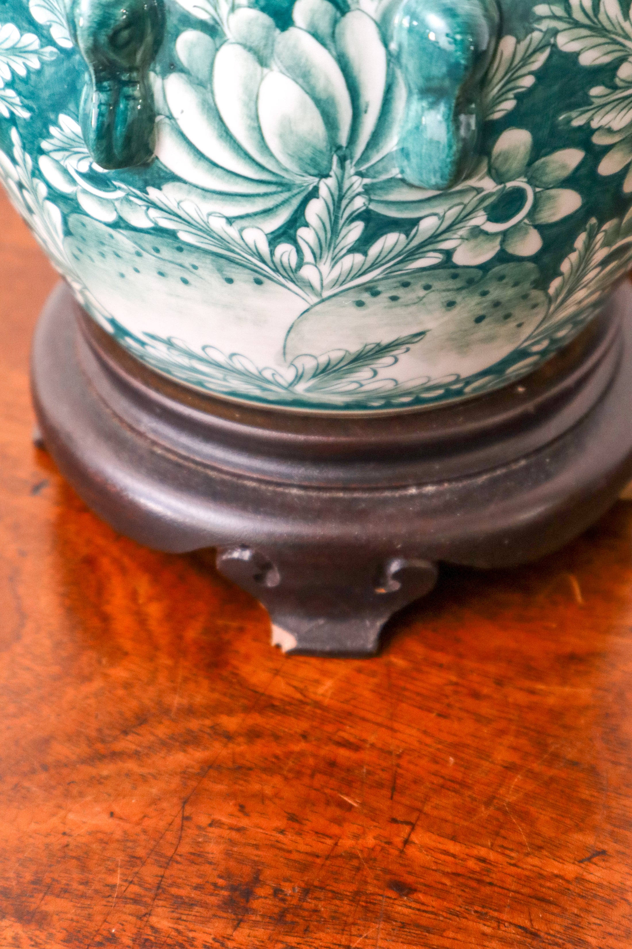 Petite Green Floral Chinoiserie Lamp