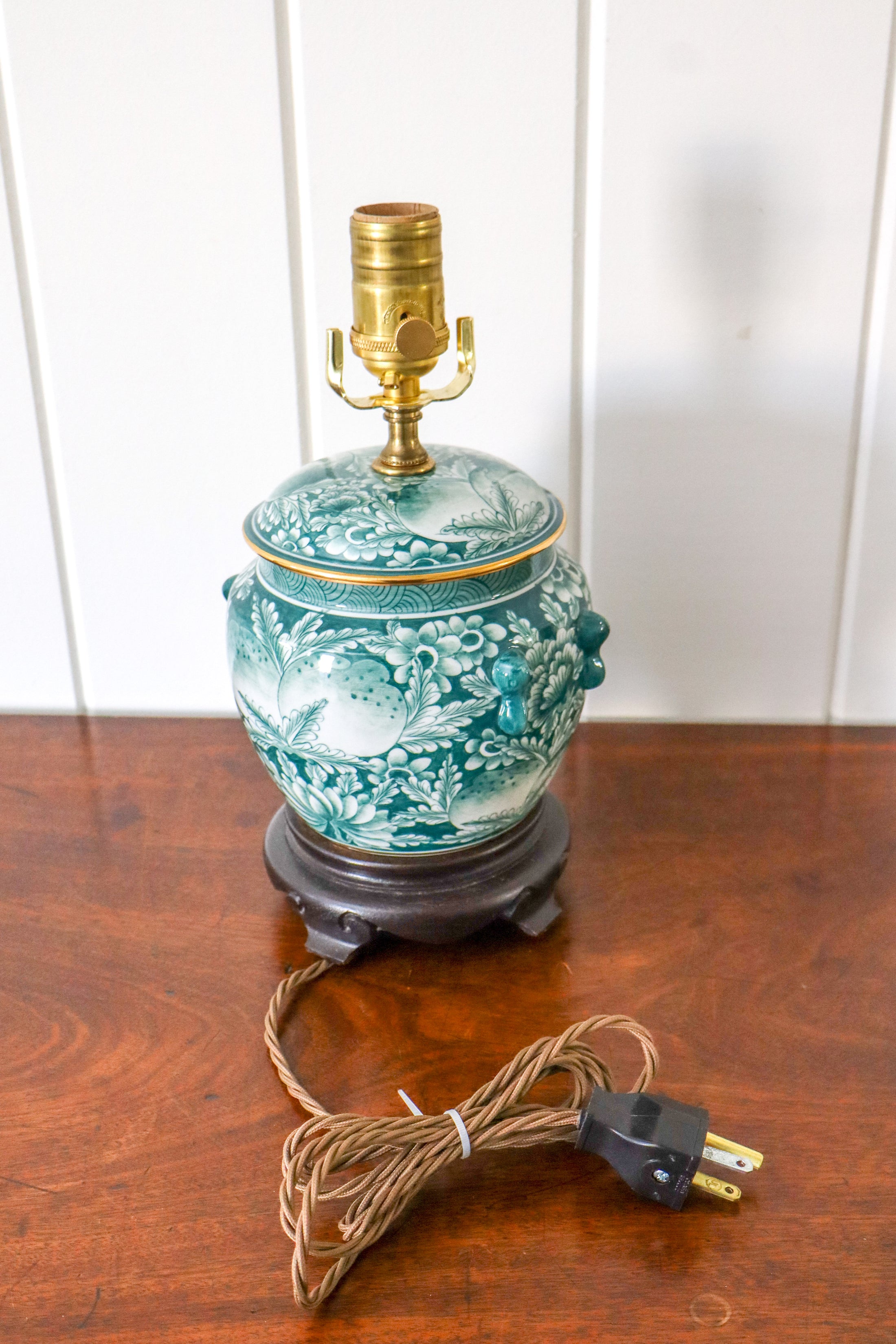 Petite Green Floral Chinoiserie Lamp