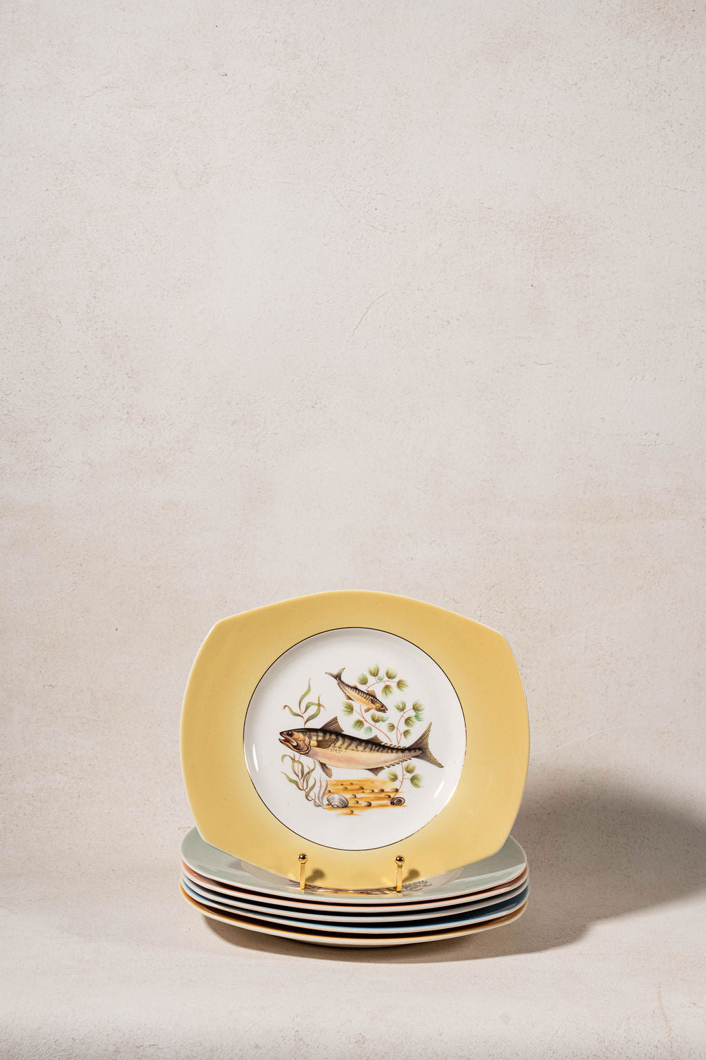 SET Of 6 Fish Plates with Colored Rims by Figgio Flint Norway (1960s)