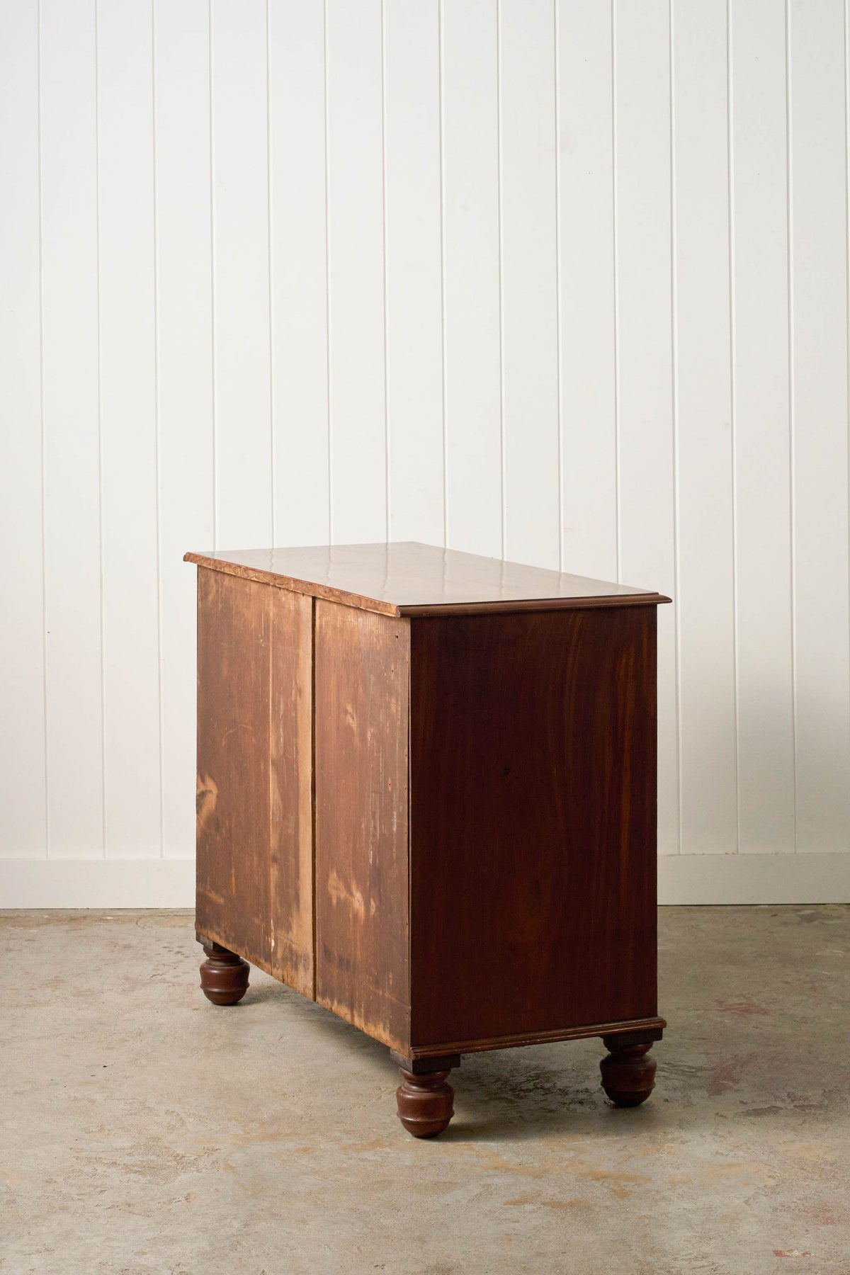 19th Century English Mahogany Two Over Two with Wooden Knobs