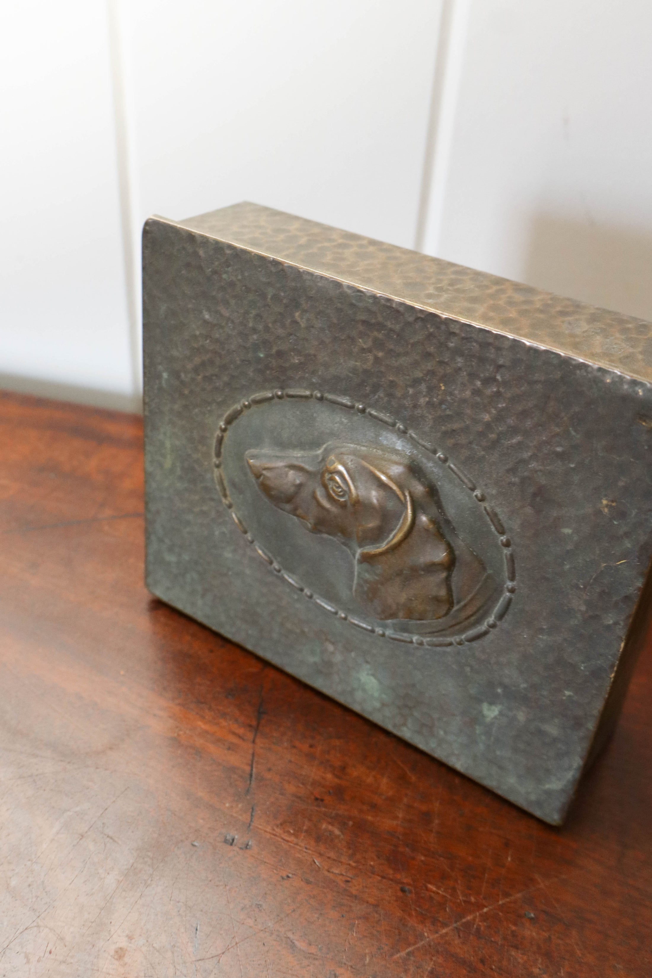 Vintage Brass Box Depicting a Hound