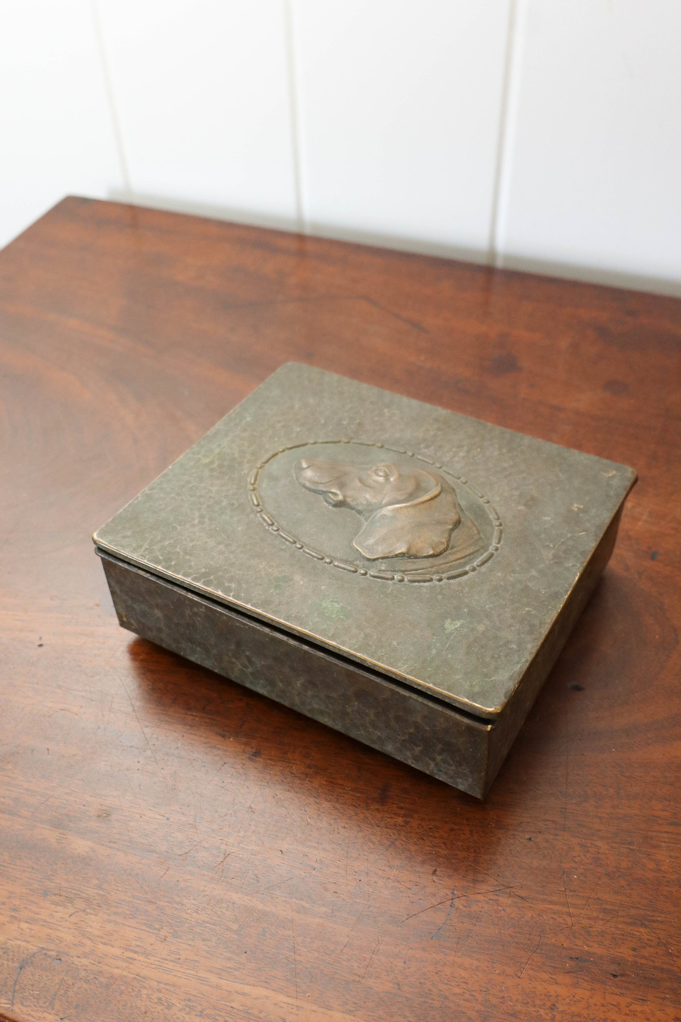 Vintage Brass Box Depicting a Hound