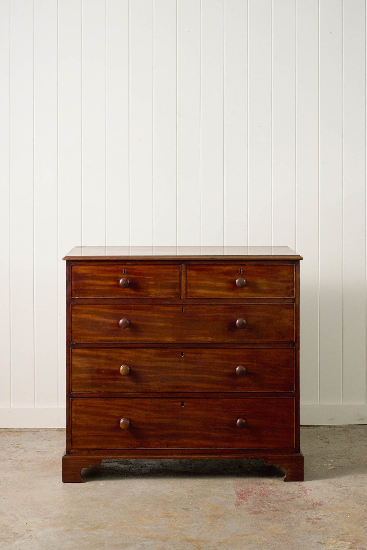 Georgian Mahogany Two Over Three Chest with Wooden Knobs