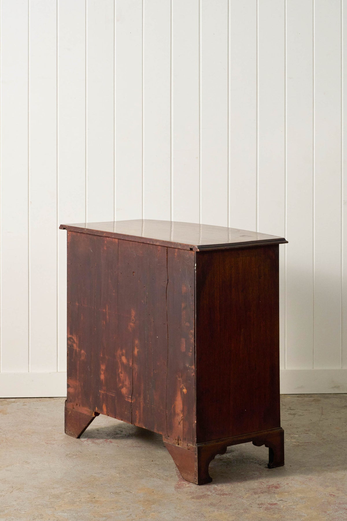 19th Century English Walnut Bow Front 4-Drawer Chest on Bracket Feet