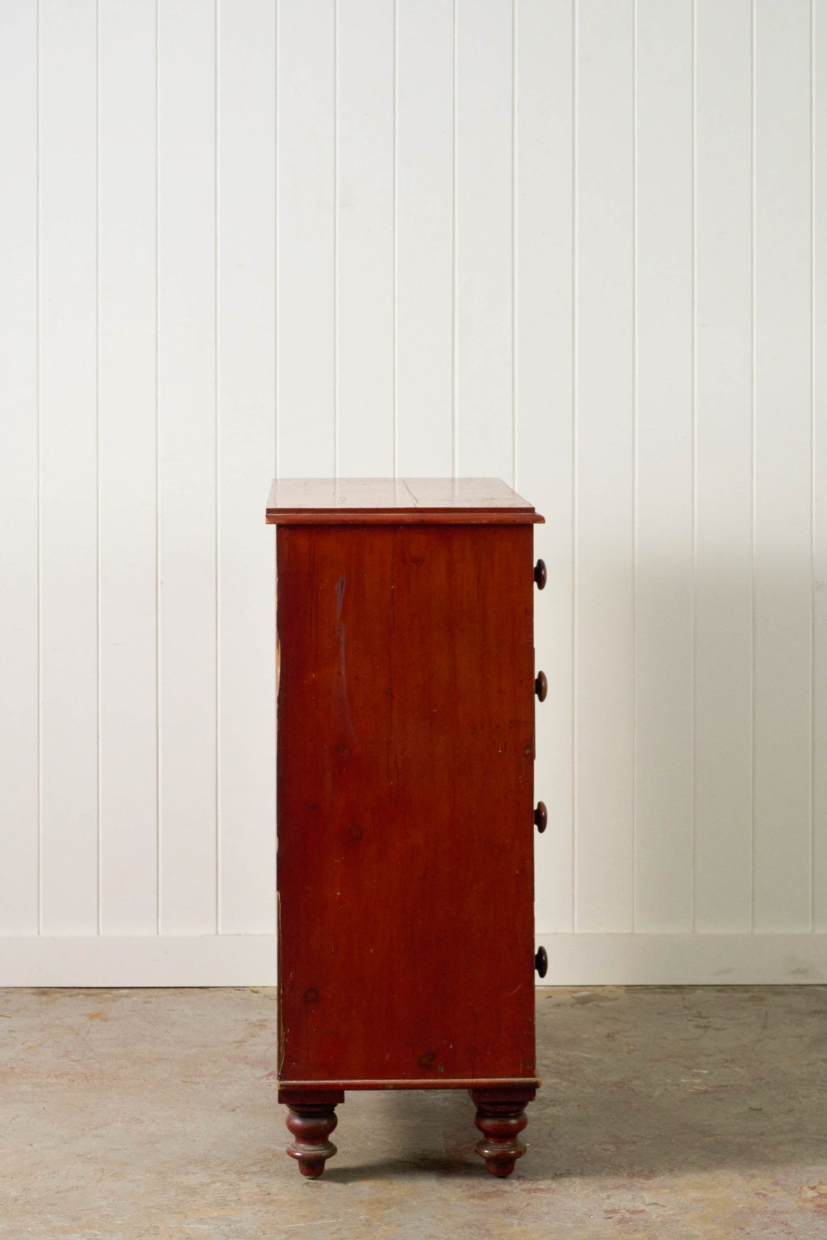 Victorian Pine Chest with Original Patina with Contrast Knobs