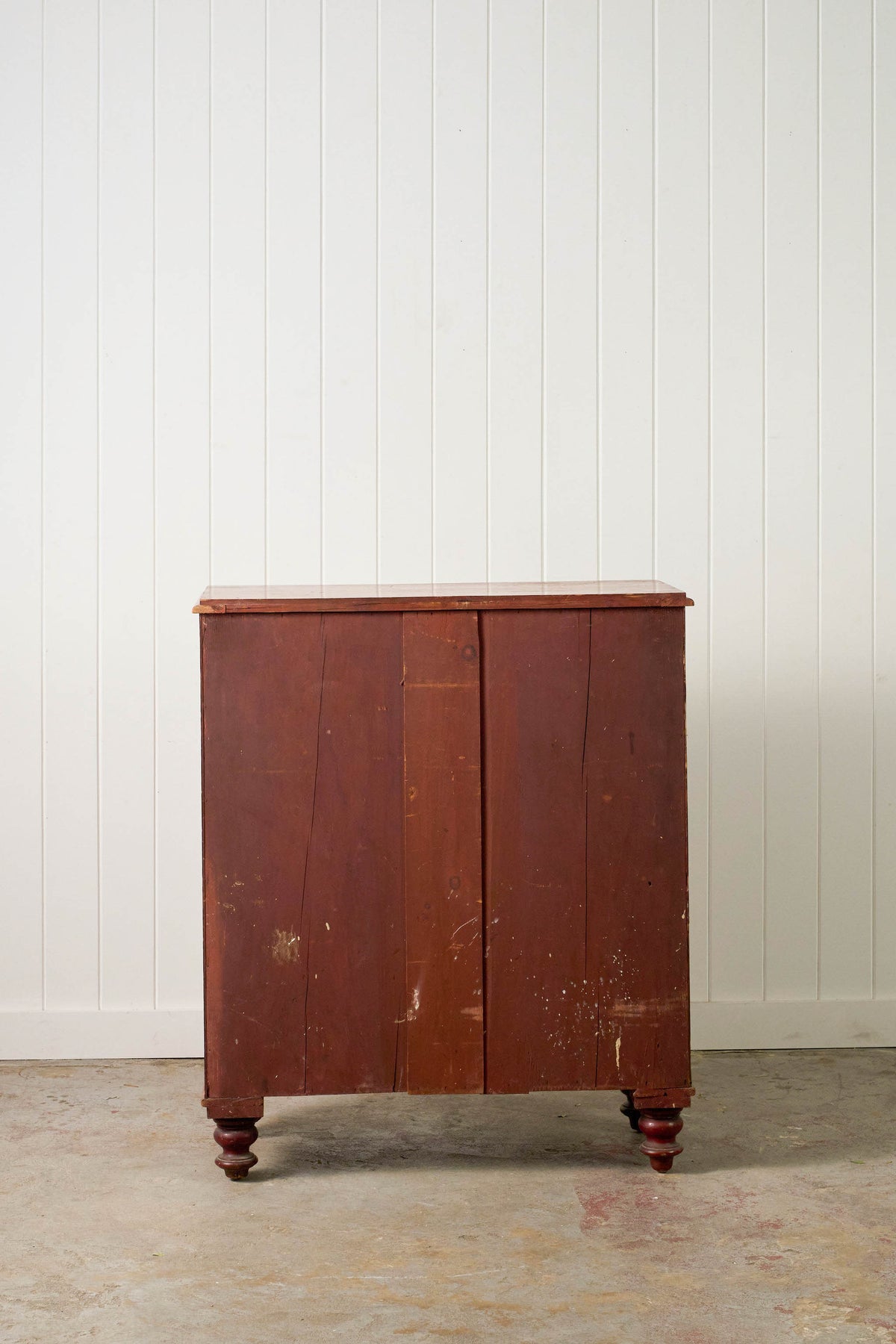 Victorian Pine Chest with Original Patina with Contrast Knobs