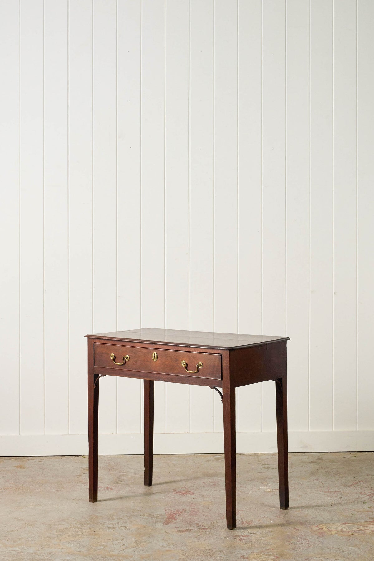 19th Century Georgian Mahogany Single  Table With Tapered Legs