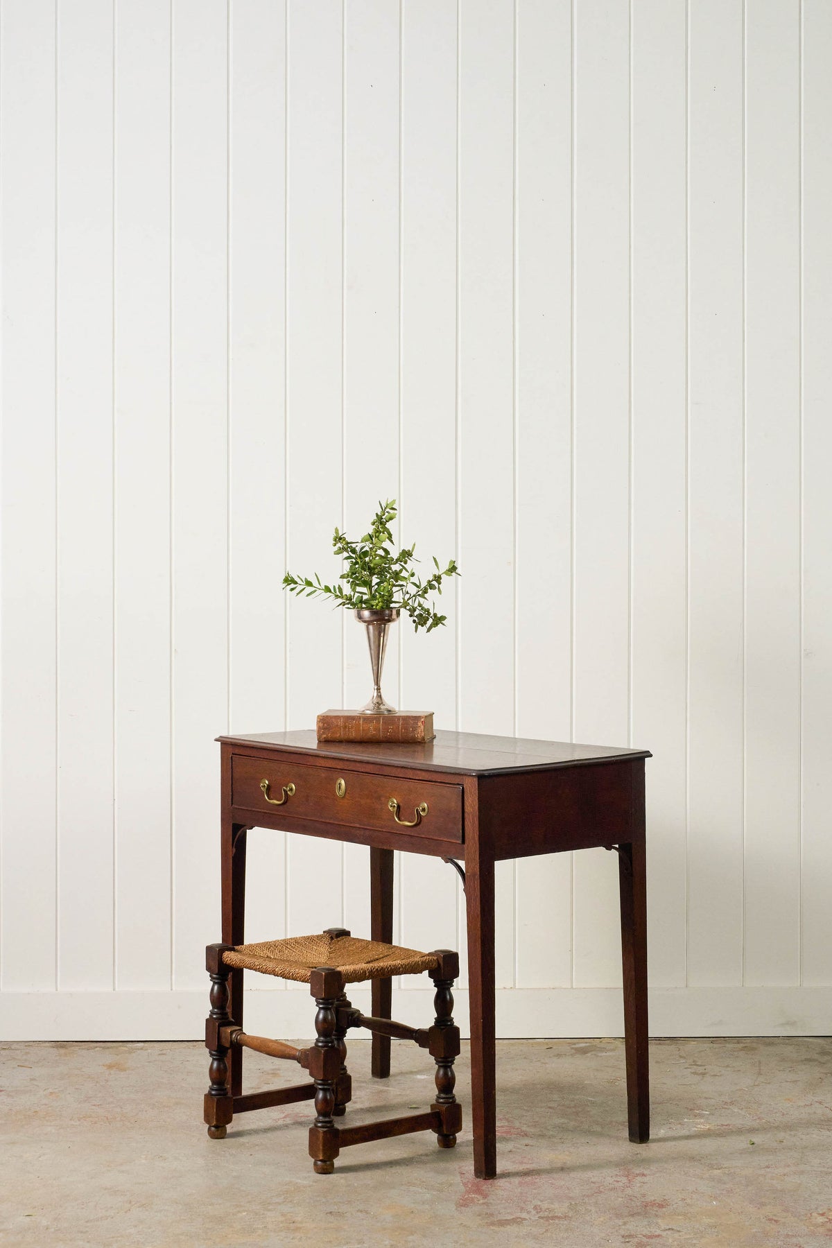 19th Century Georgian Mahogany Single  Table With Tapered Legs