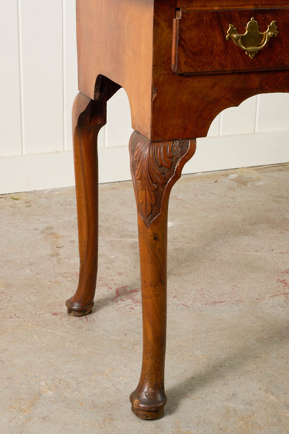 Single Drawer Georgian Mahogany & Walnut Low Boy With Cabriole Legs