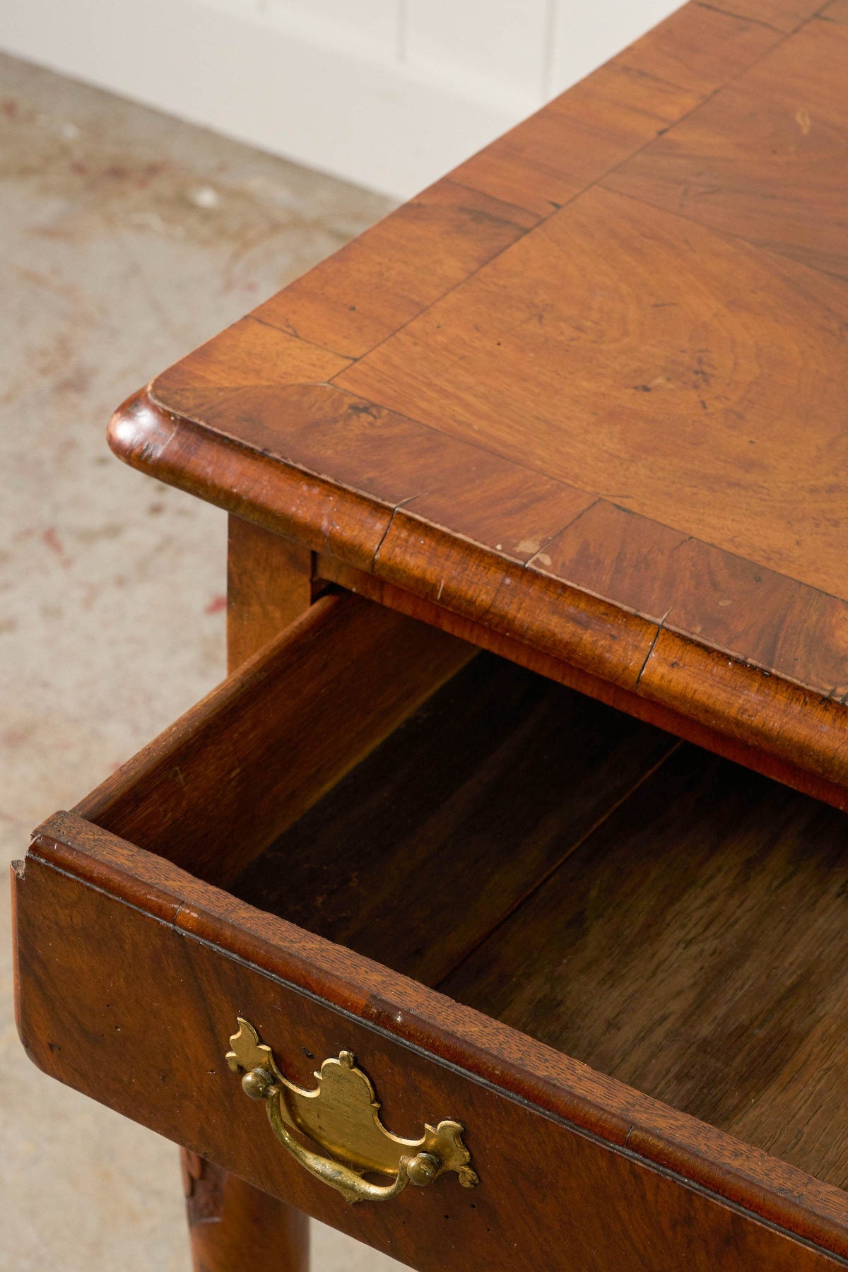 Single Drawer Georgian Mahogany & Walnut Low Boy With Cabriole Legs