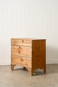 Load image into Gallery viewer, Victorian 2-Over-2 English Pine Chest on Bracket Feet
