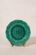 Load image into Gallery viewer, Antique Wedgwood Majolica Green Grape & Vine Plate
