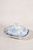 Load image into Gallery viewer, Lidded Antique Asiatic Pheasant Tureen (No. 2)

