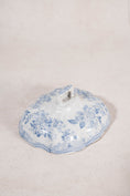 Load image into Gallery viewer, Lidded Antique Asiatic Pheasant Tureen (No. 2)
