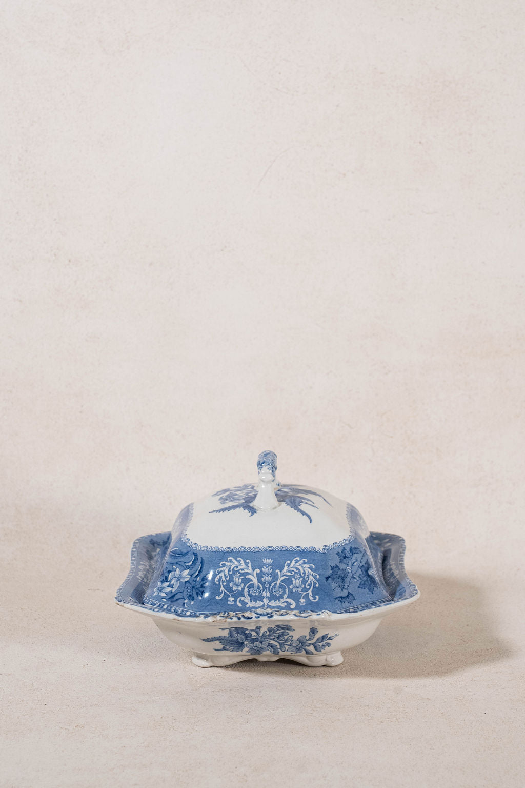 Spode Camilla Rose Lidded Vegetable Tureen