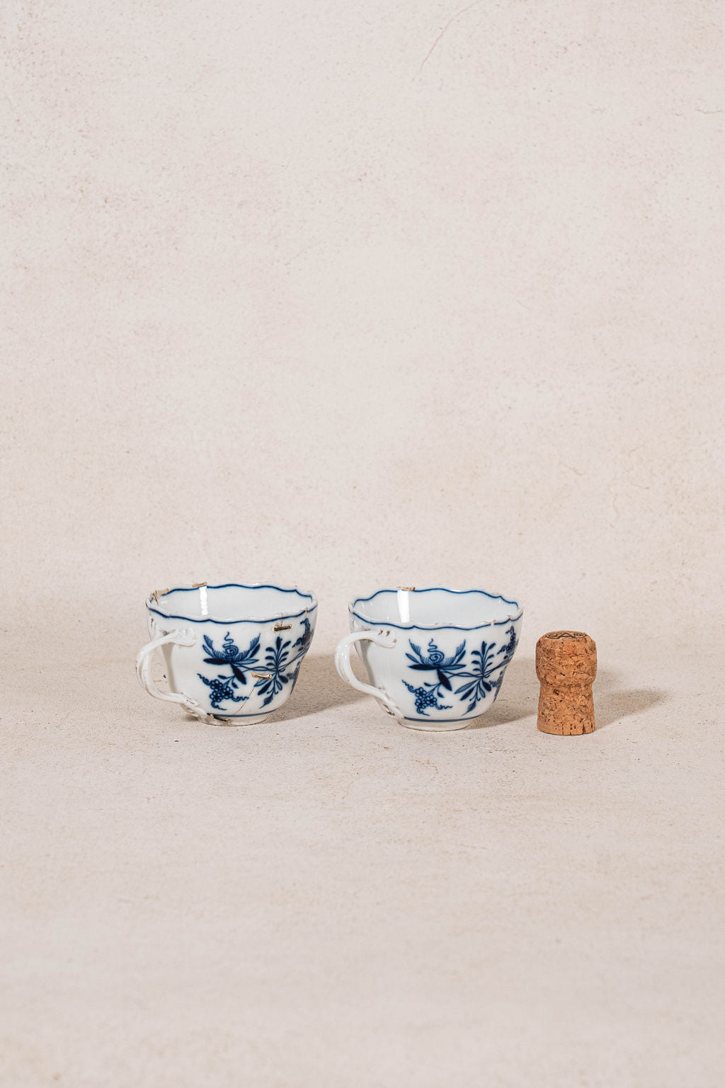 SET of 2 Antique Meissen Blue Onion Teacups