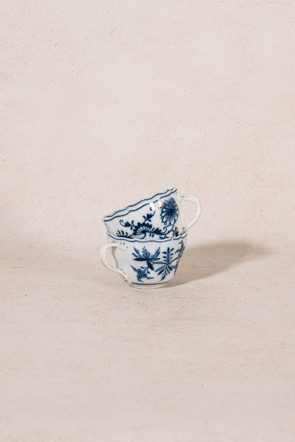 SET of 2 Antique Meissen Blue Onion Teacups