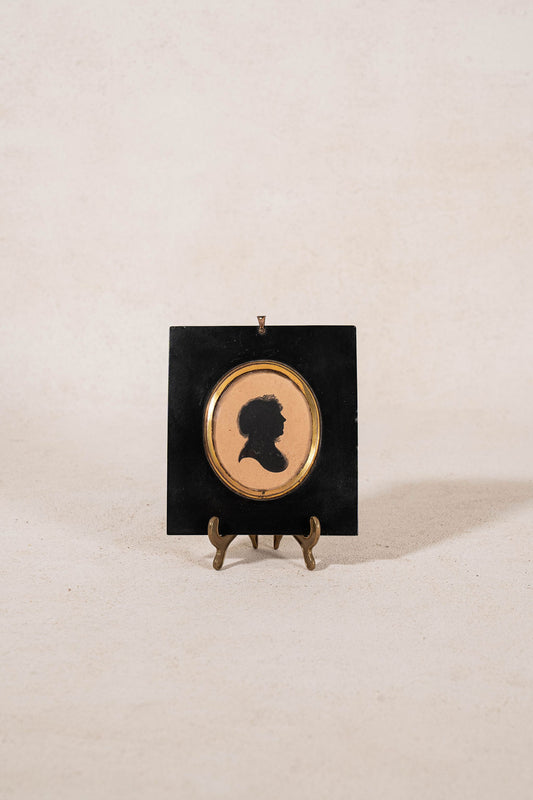 19th Century Silhouette Portrait Of Woman With Neck Frill