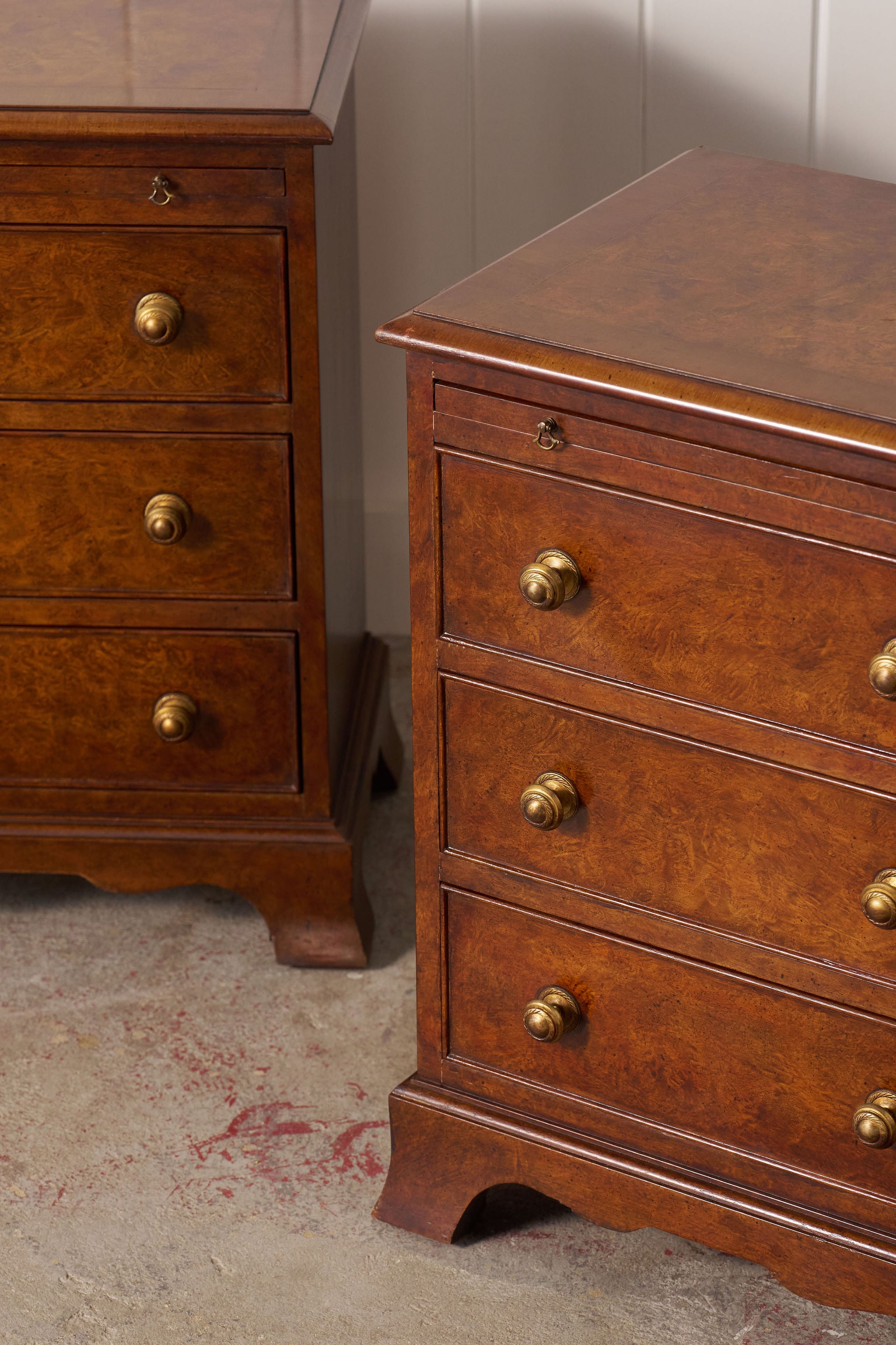 PAIR Of Georgian Style Burl Bedside Chests