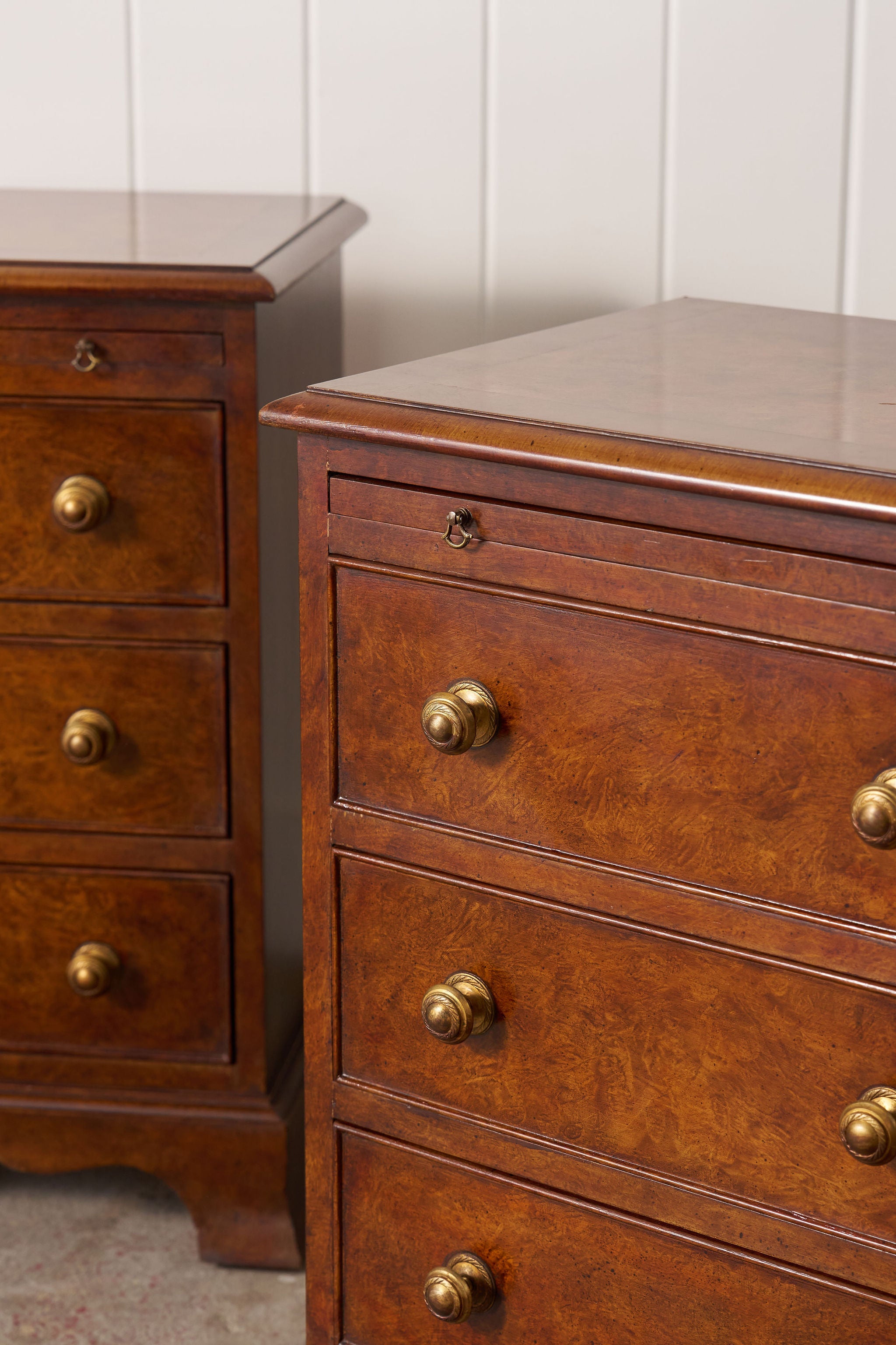 PAIR Of Georgian Style Burl Bedside Chests