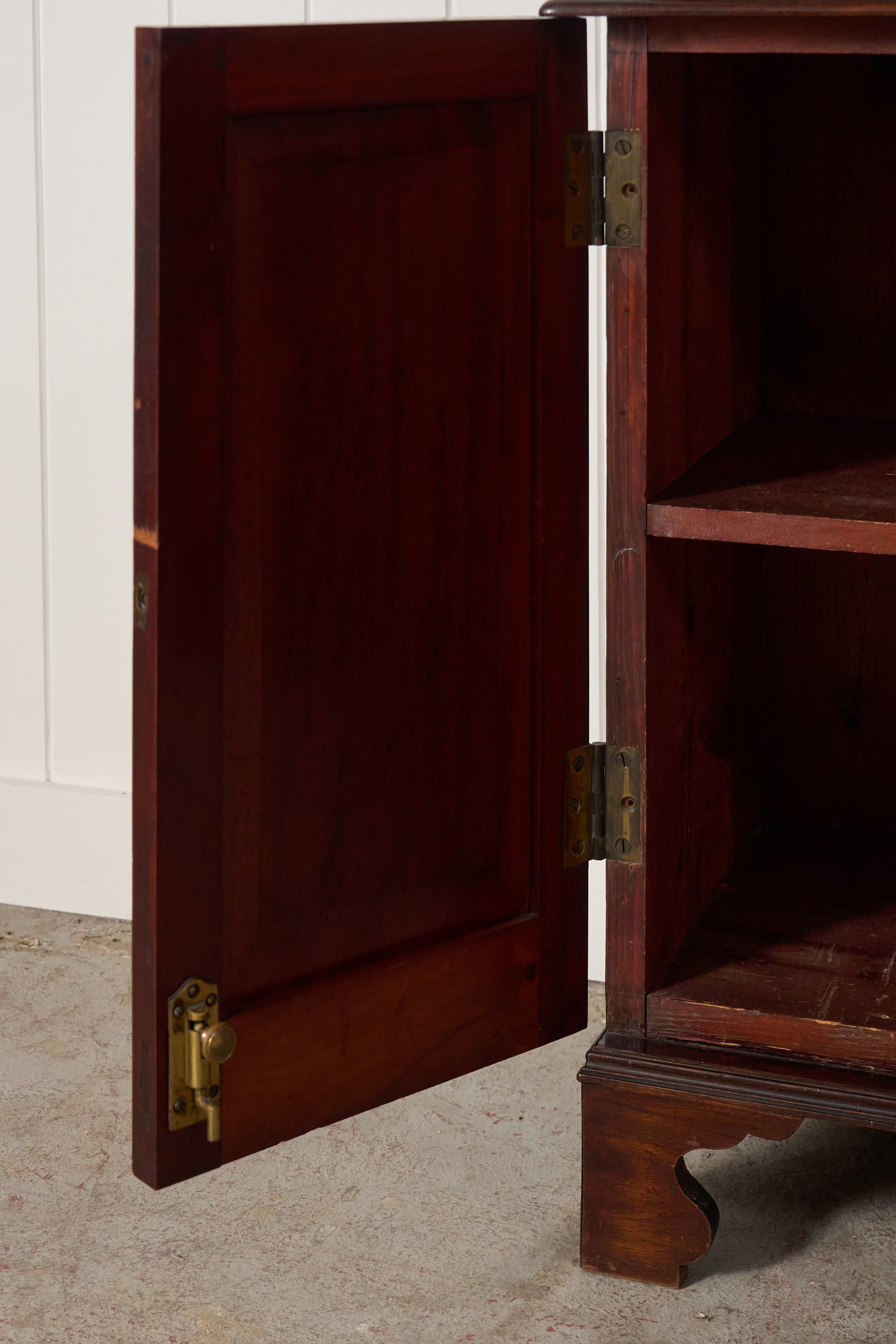 19th Century English Mahogany Side Cabinet