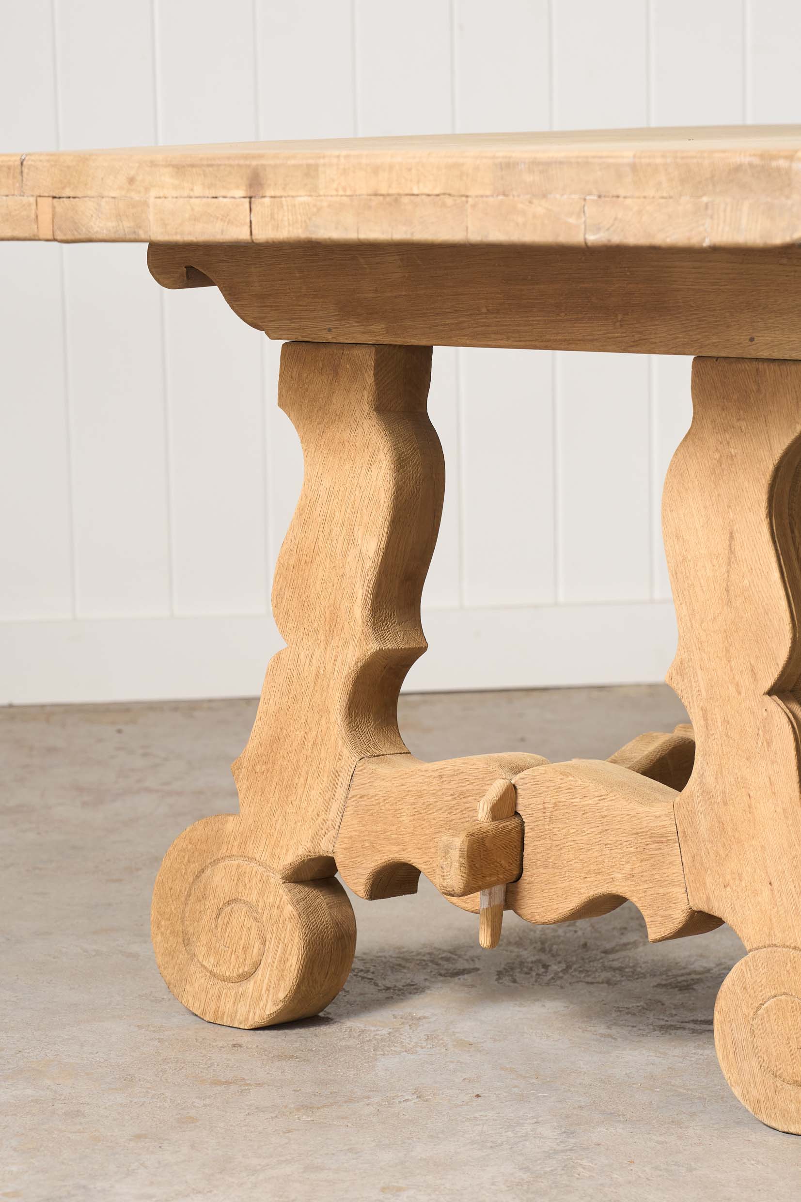 Spanish Splayed Leg Bleached Oak Dining Table (c. 1900)