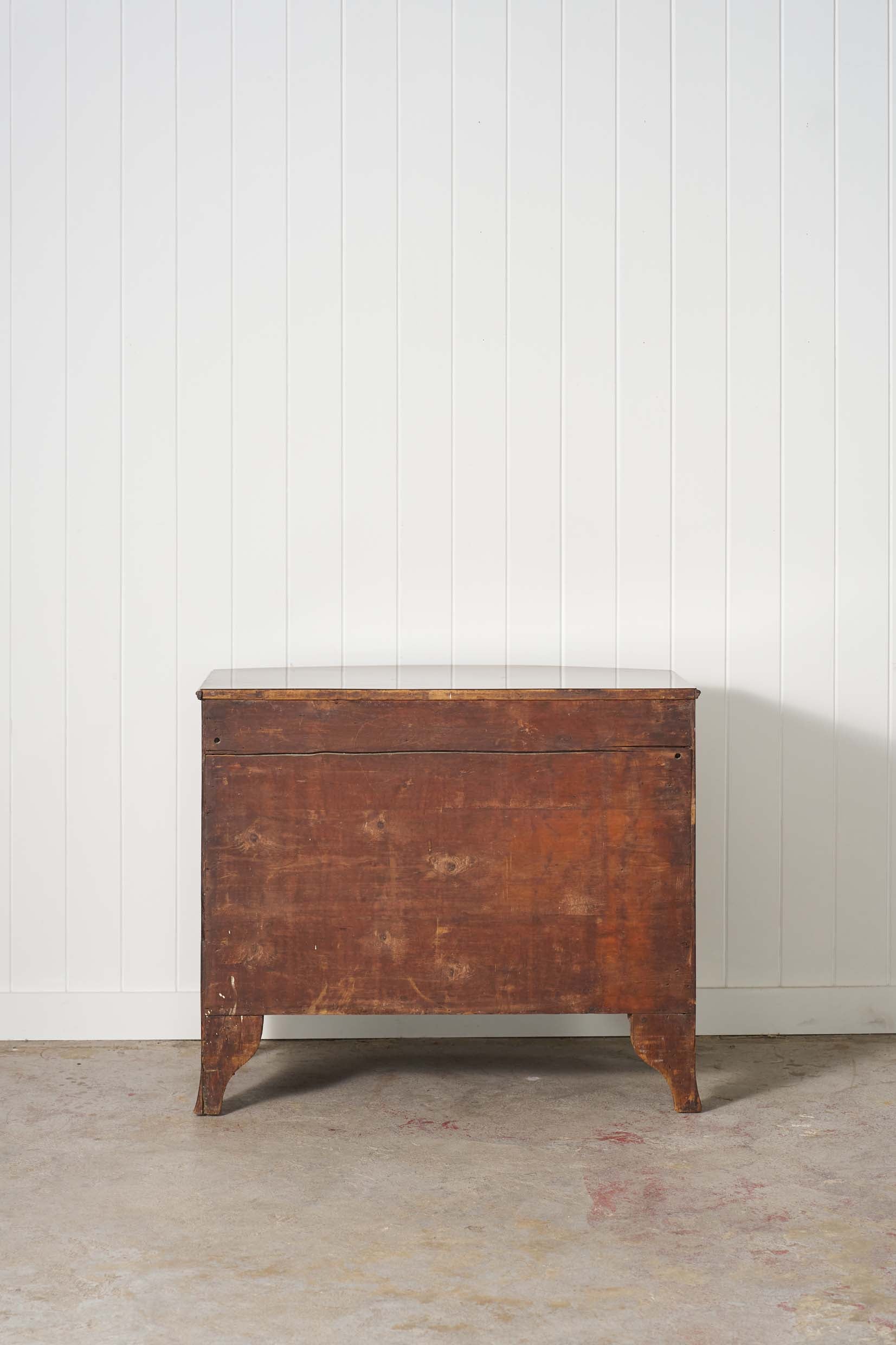 3 Drawer Mahogany Bowfront Chest With Wooden Knobs (c. 1830)