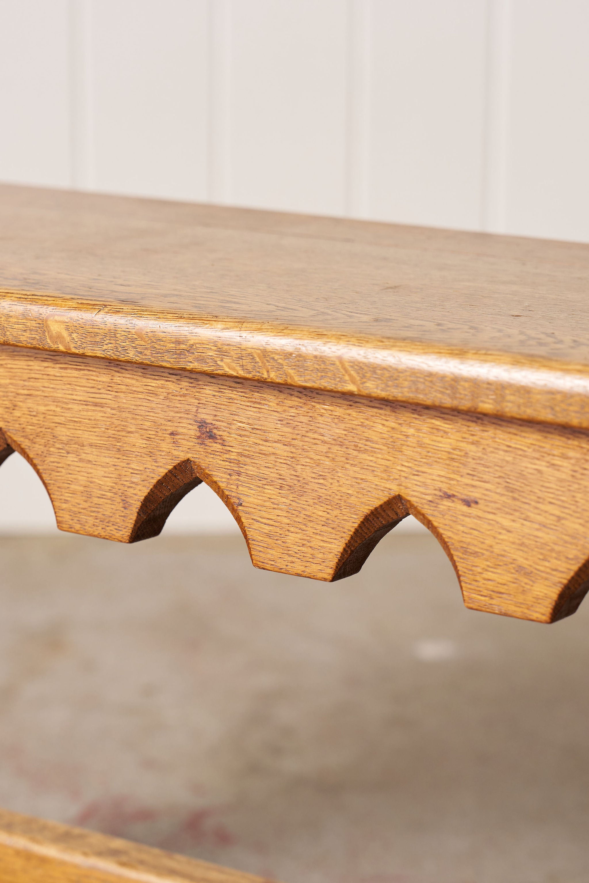 Oak Joint Bench with Scalloped Apron (c. 1920)