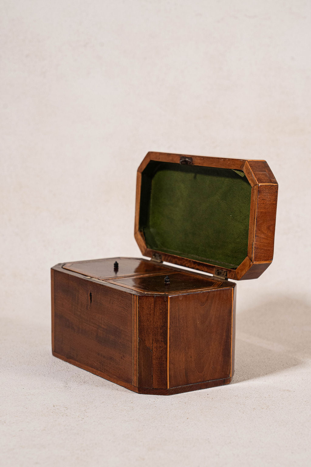 19th Century English Mahogany Tea Caddy with Satinwood Inlay and Intact Interior Compartments