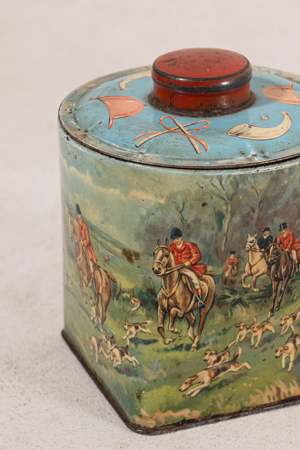 Vintage English Hunting Scene Tin (c. 1950)
