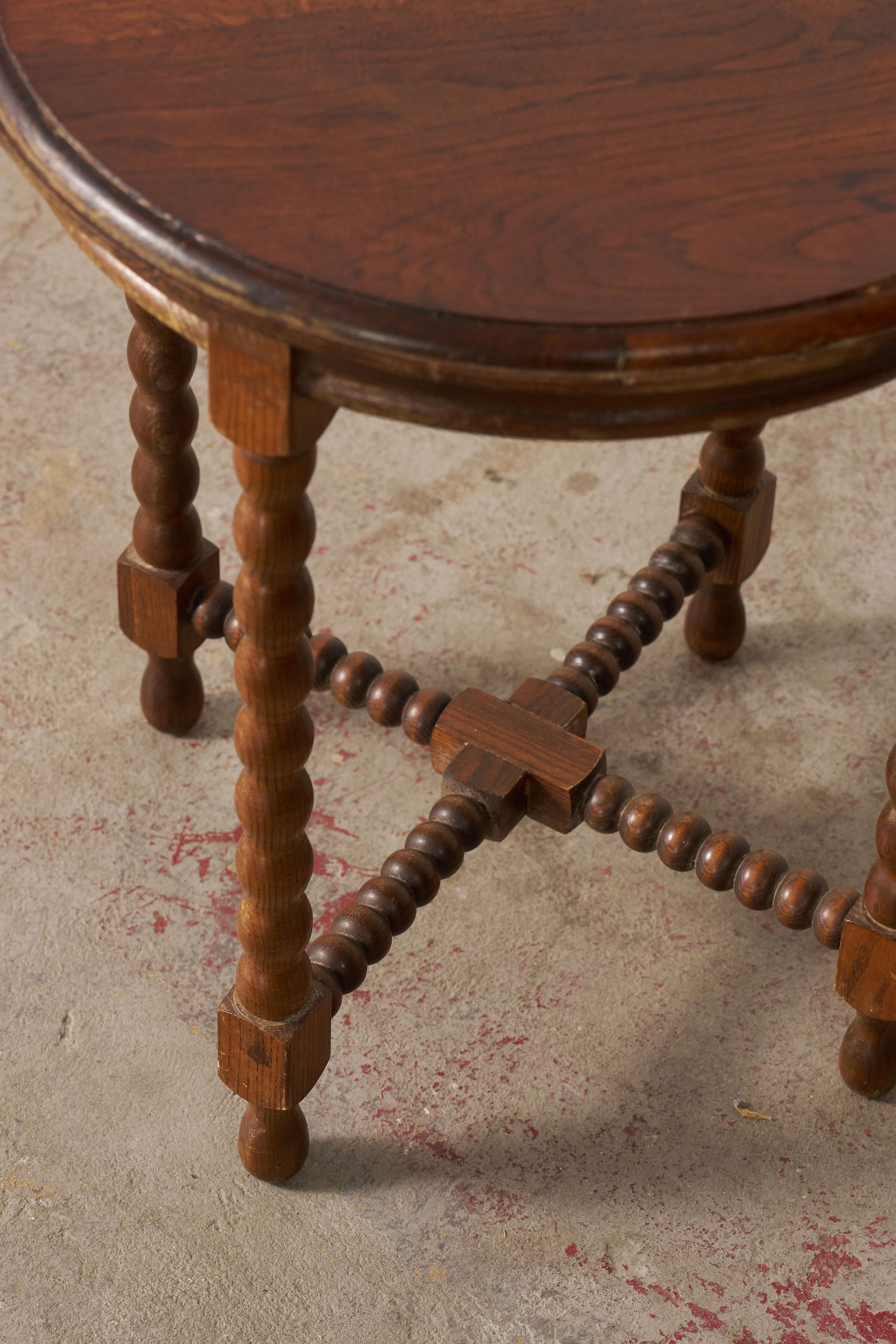 Round English Bobbin Side Table