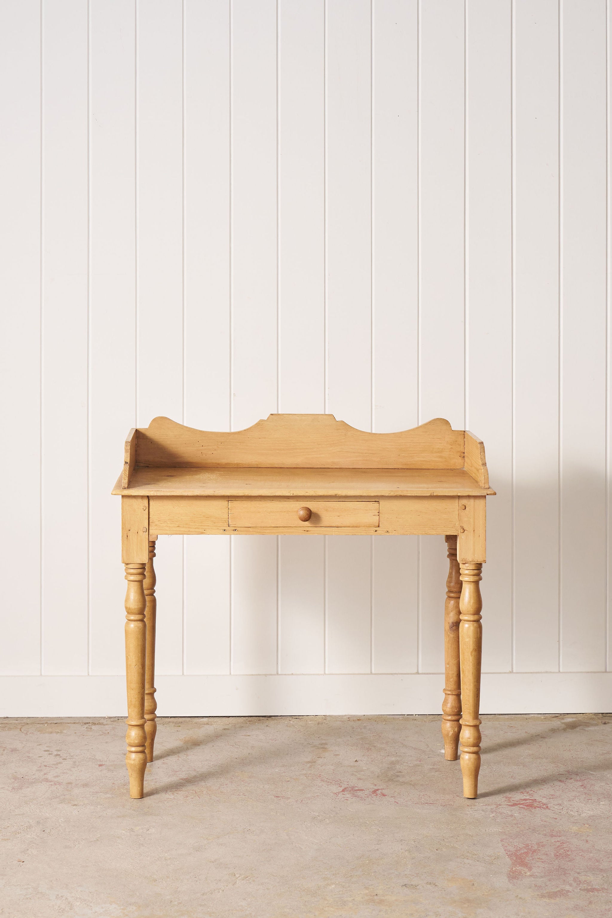 Pine Wash Stand / Desk