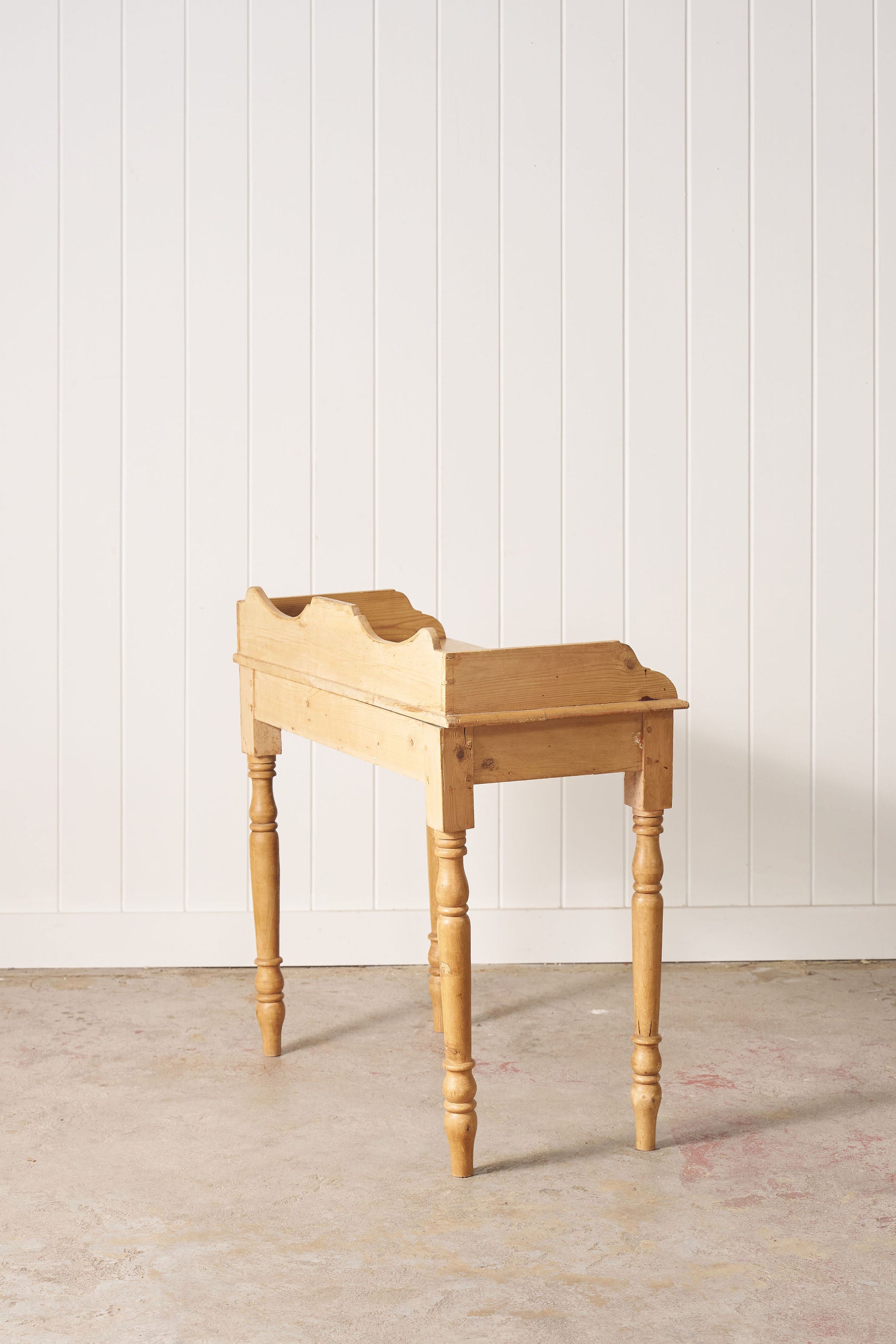 Pine Wash Stand / Desk