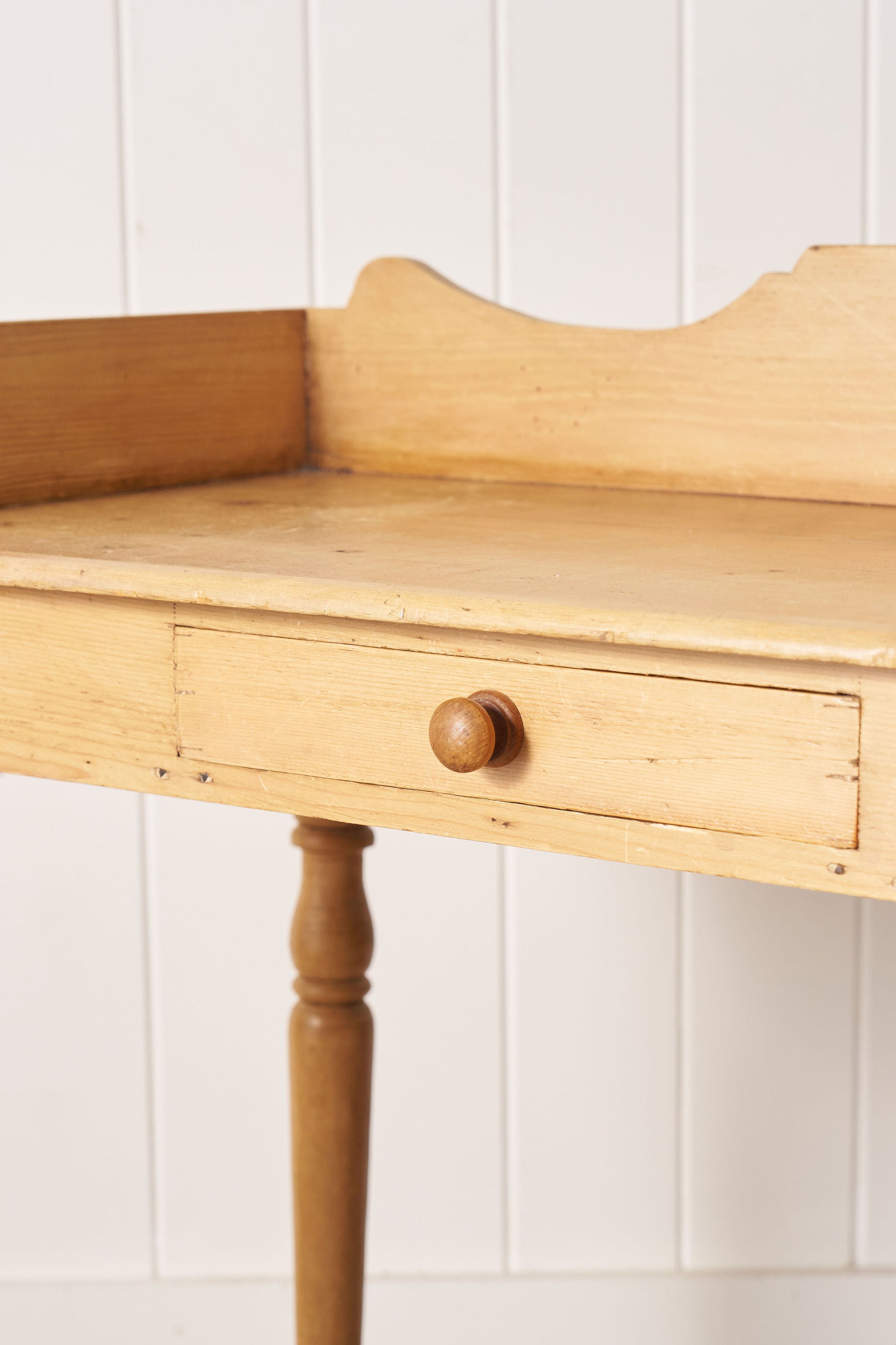 Pine Wash Stand / Desk