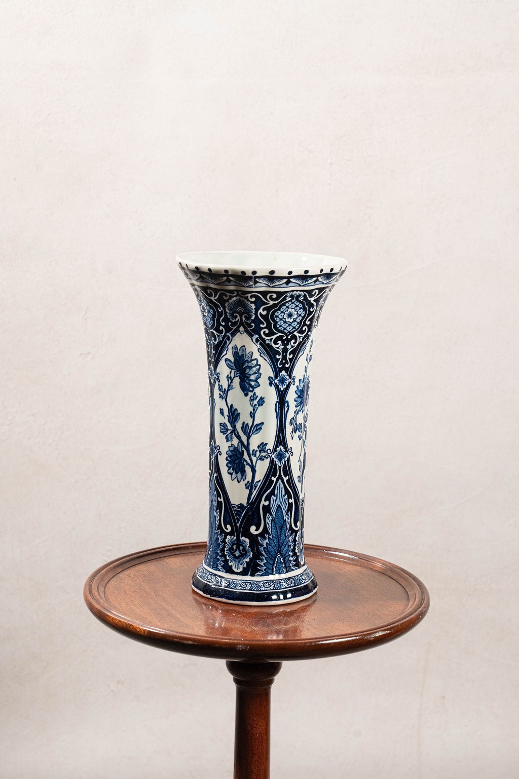 Vintage Royal Sphinx Boch Holland Delft Flower Vase