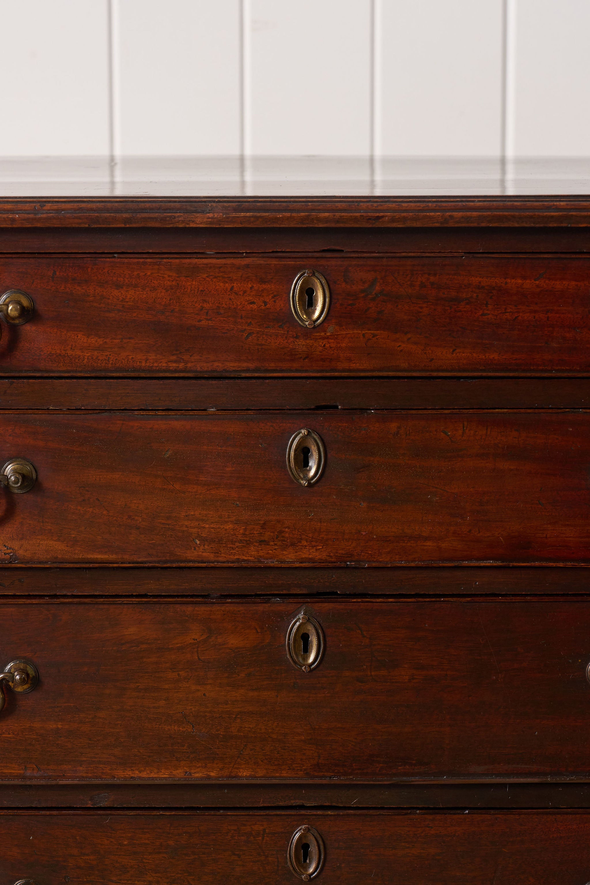 18th Century 4 Drawer Georgian Chest on Bracket Feet