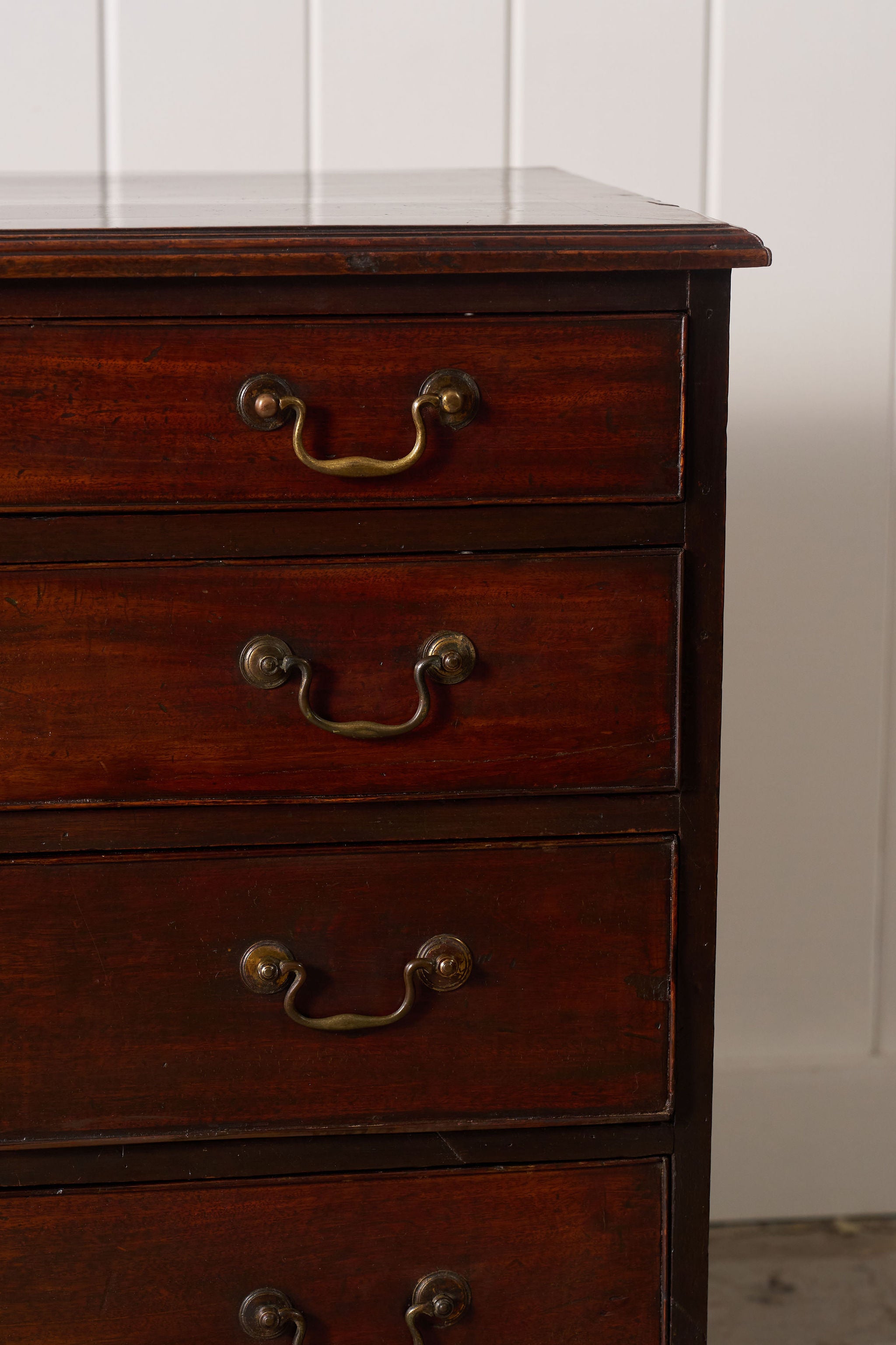 18th Century 4 Drawer Georgian Chest on Bracket Feet