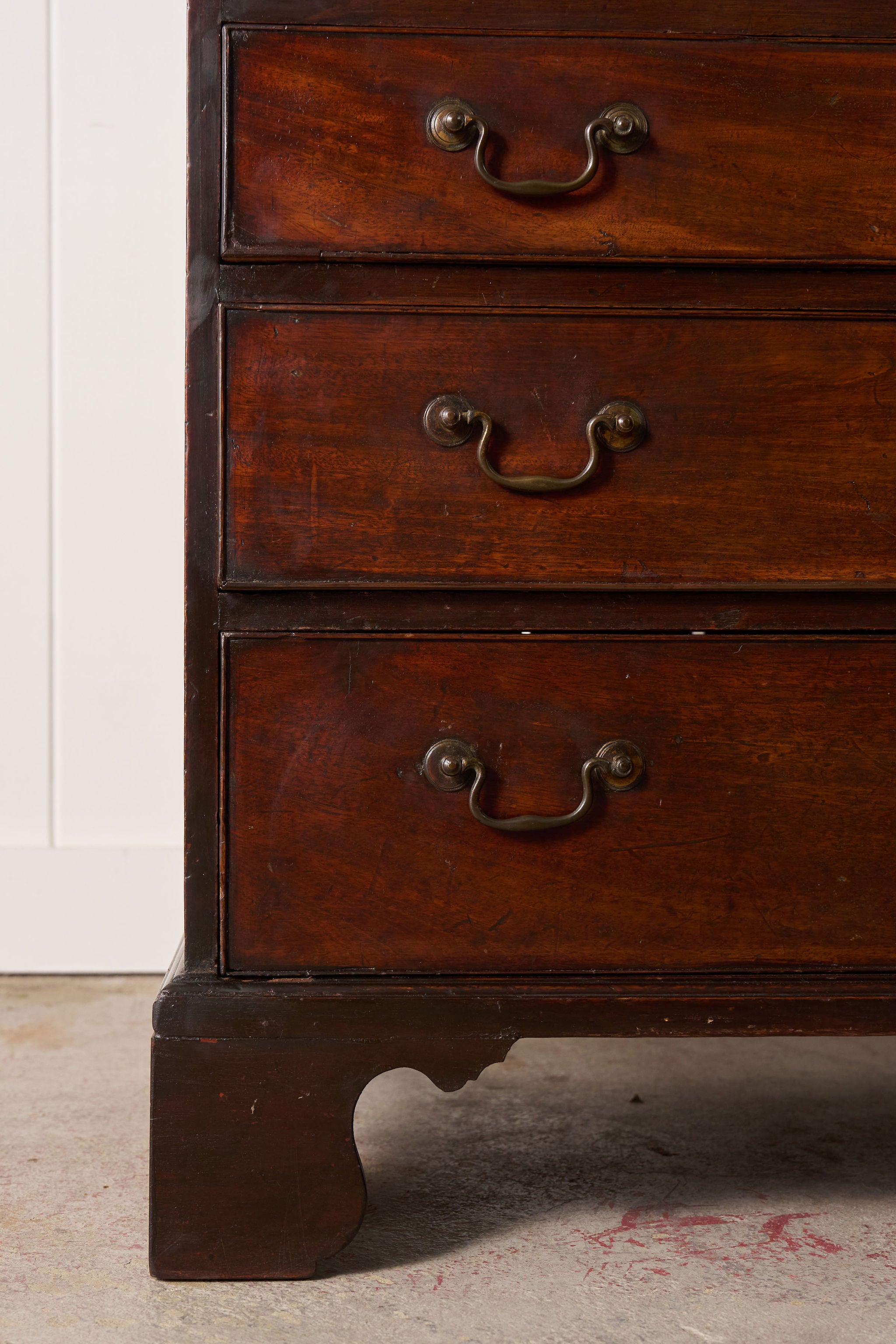 18th Century 4 Drawer Georgian Chest on Bracket Feet