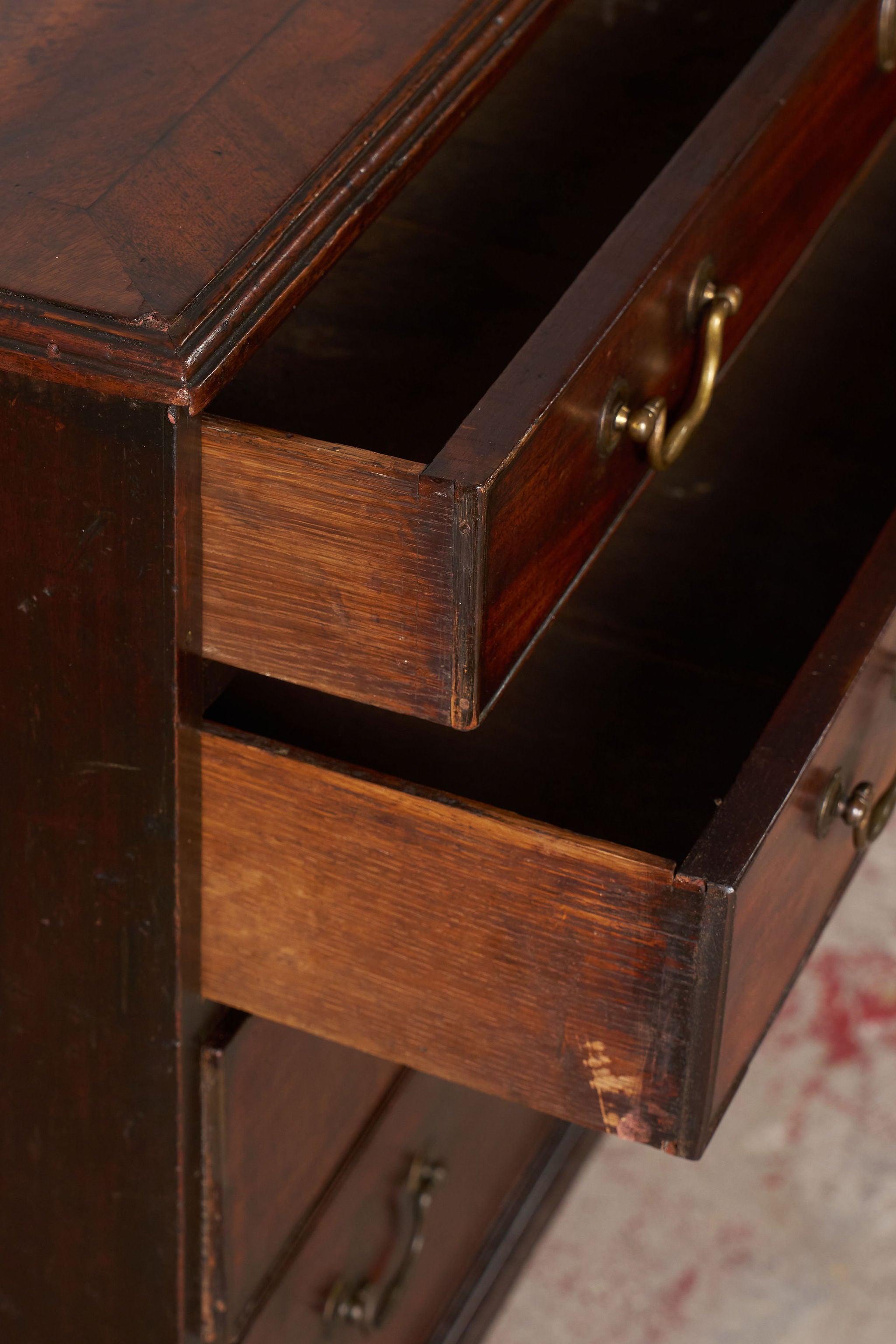 18th Century 4 Drawer Georgian Chest on Bracket Feet
