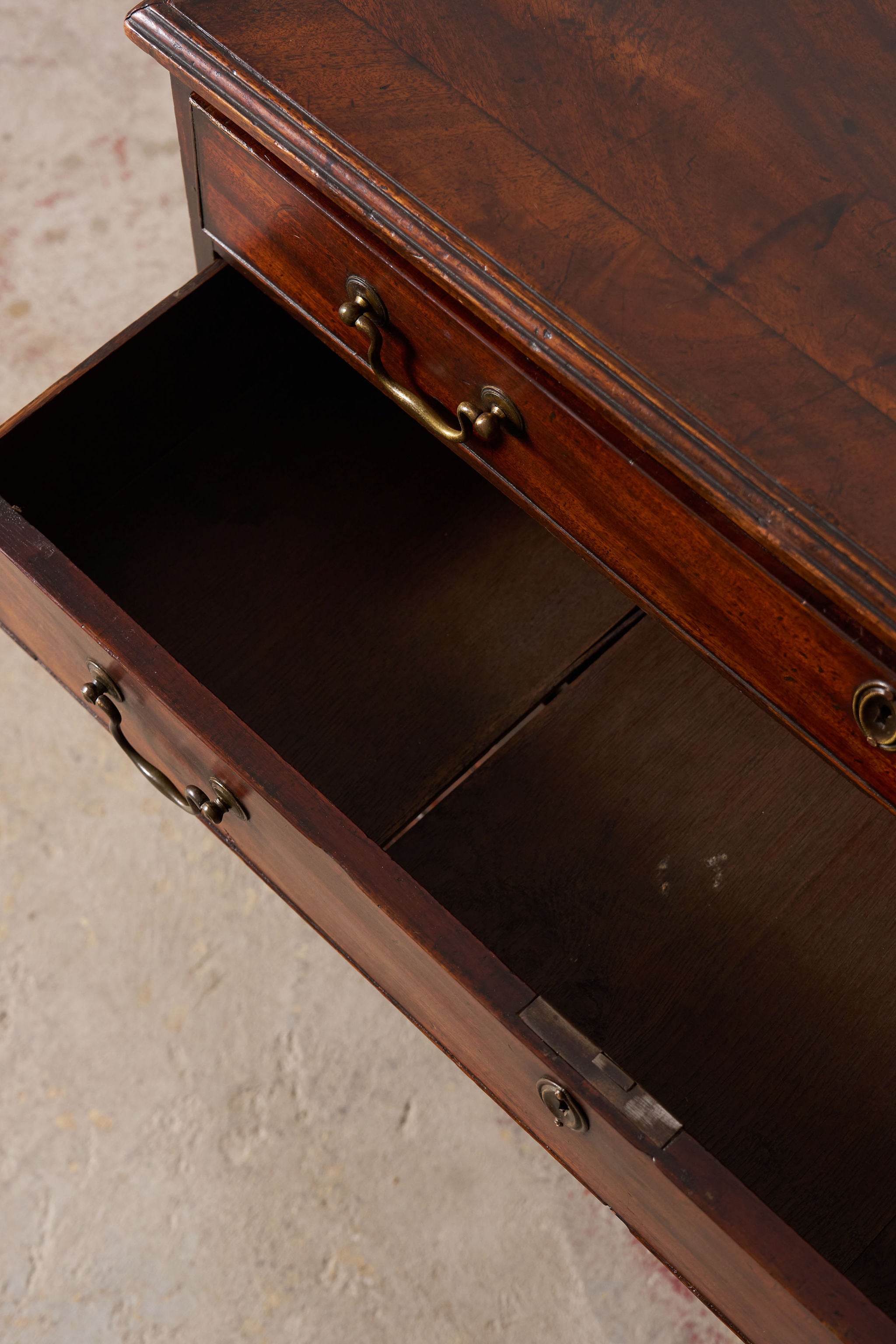18th Century 4 Drawer Georgian Chest on Bracket Feet