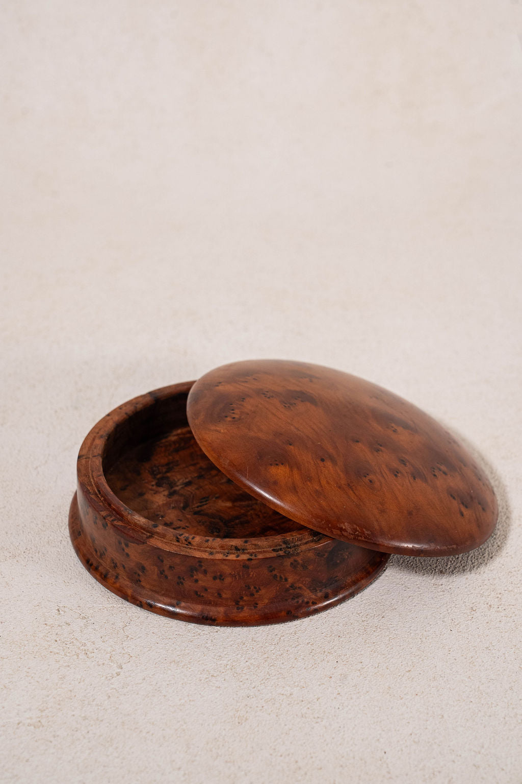 Round Lidded Burl Box