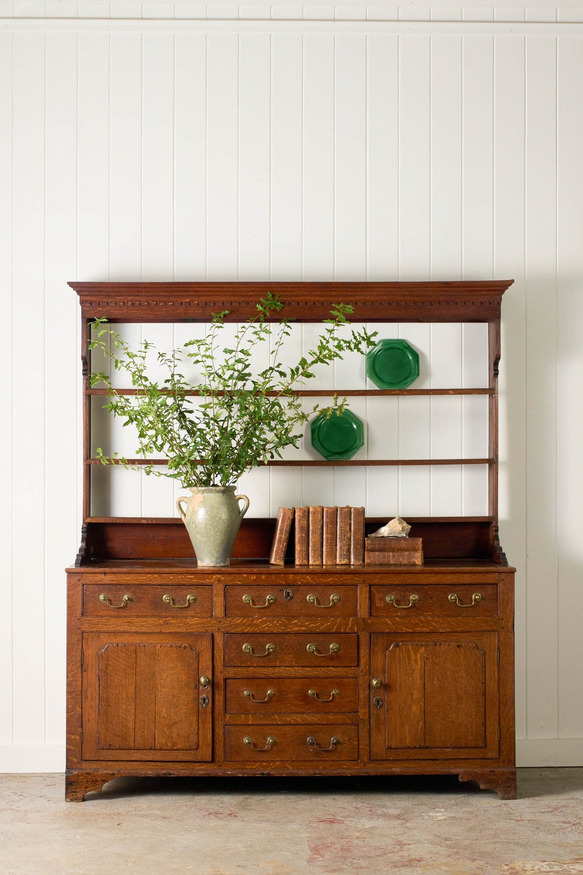George III Oak Dresser Base with Open Plate Rack (c.1800)