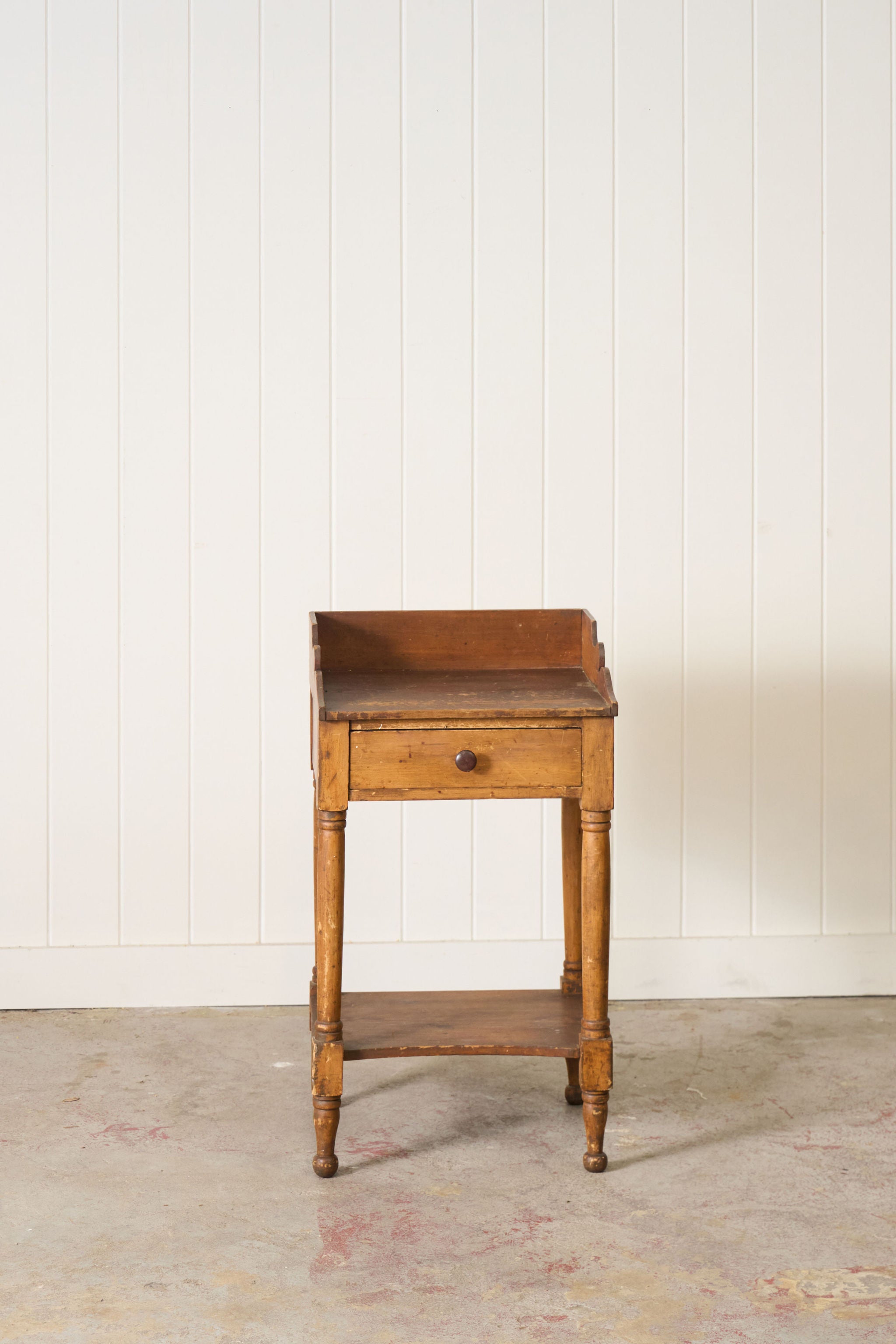 Early American Single Drawer Pine Side Table