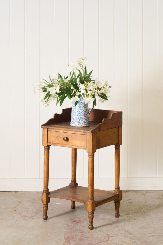 Early American Single Drawer Pine Side Table