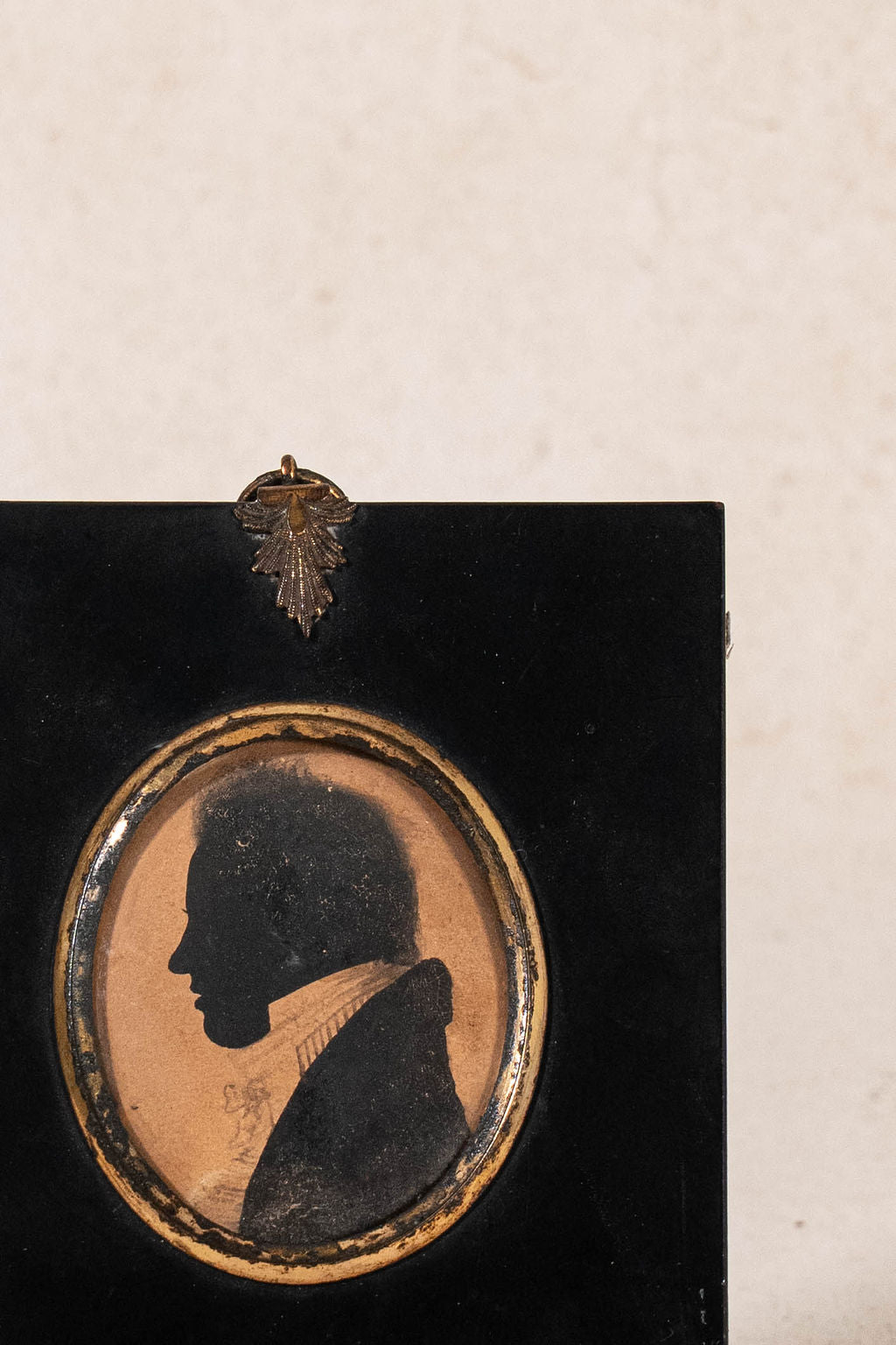 19th Century Silhouette Portrait Of English Gentleman In Suit