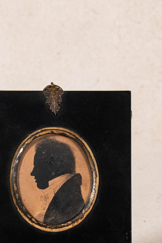 19th Century Silhouette Portrait Of English Gentleman In Suit