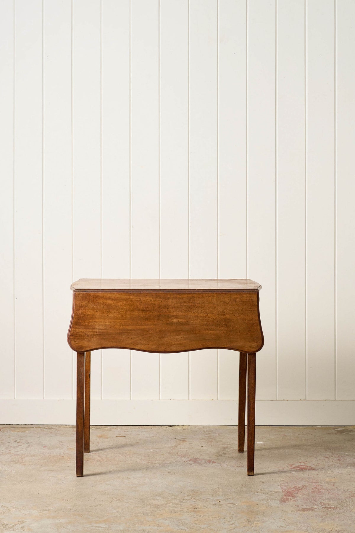 19th Century English Mahogany Pembroke Drop Leaf Table