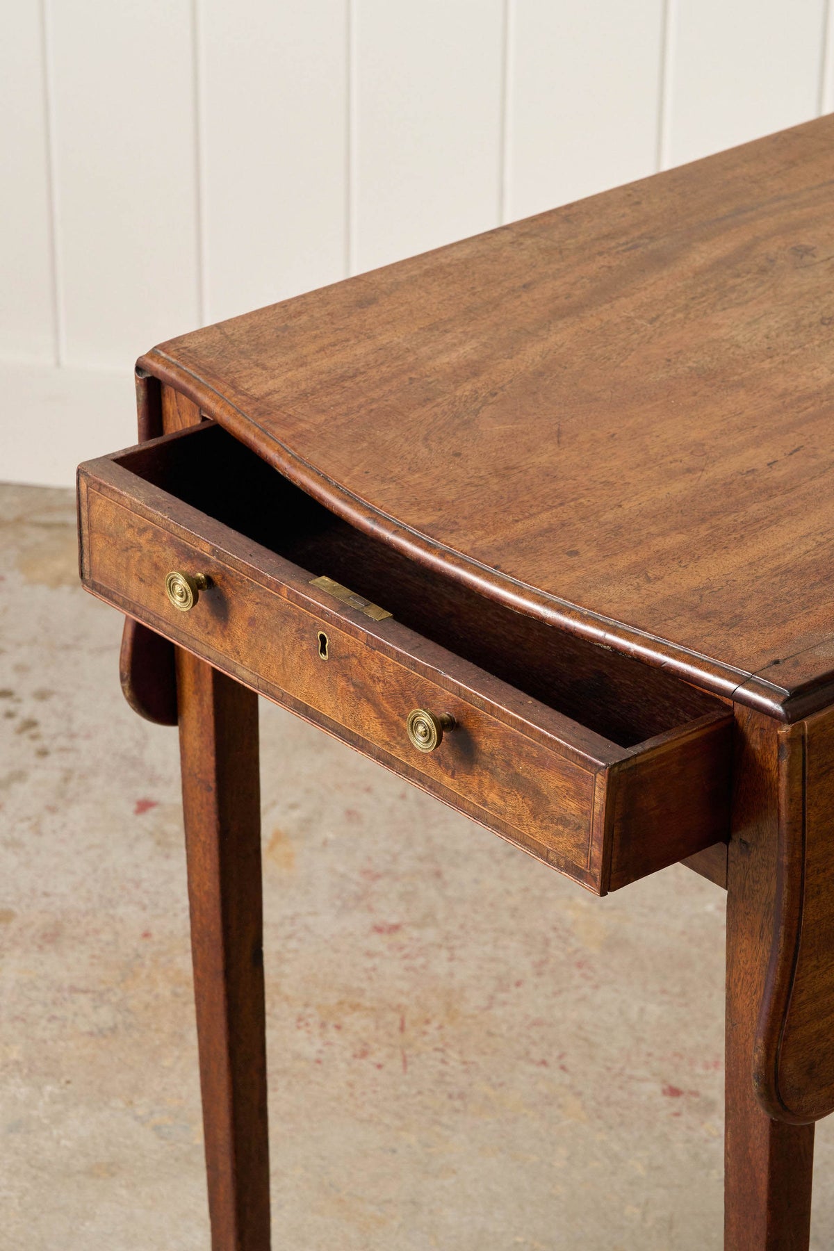 19th Century English Mahogany Pembroke Drop Leaf Table