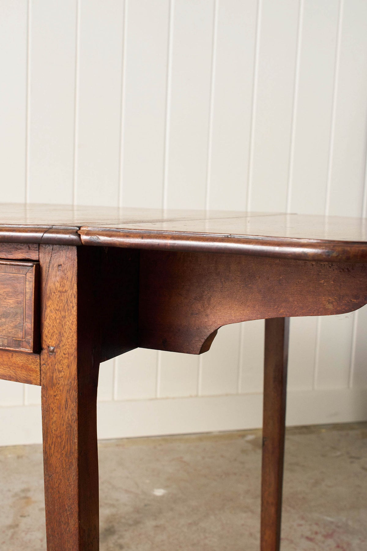 19th Century English Mahogany Pembroke Drop Leaf Table