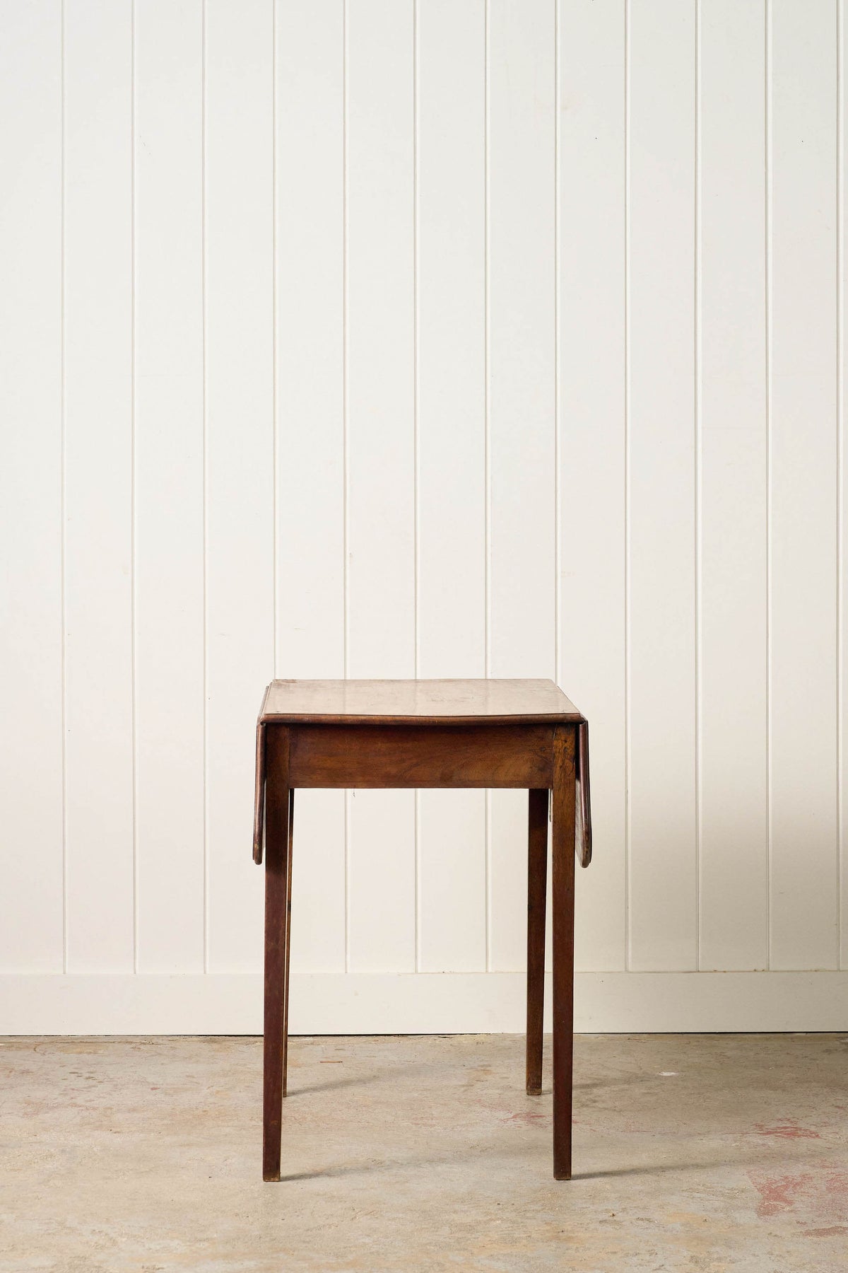 19th Century English Mahogany Pembroke Drop Leaf Table